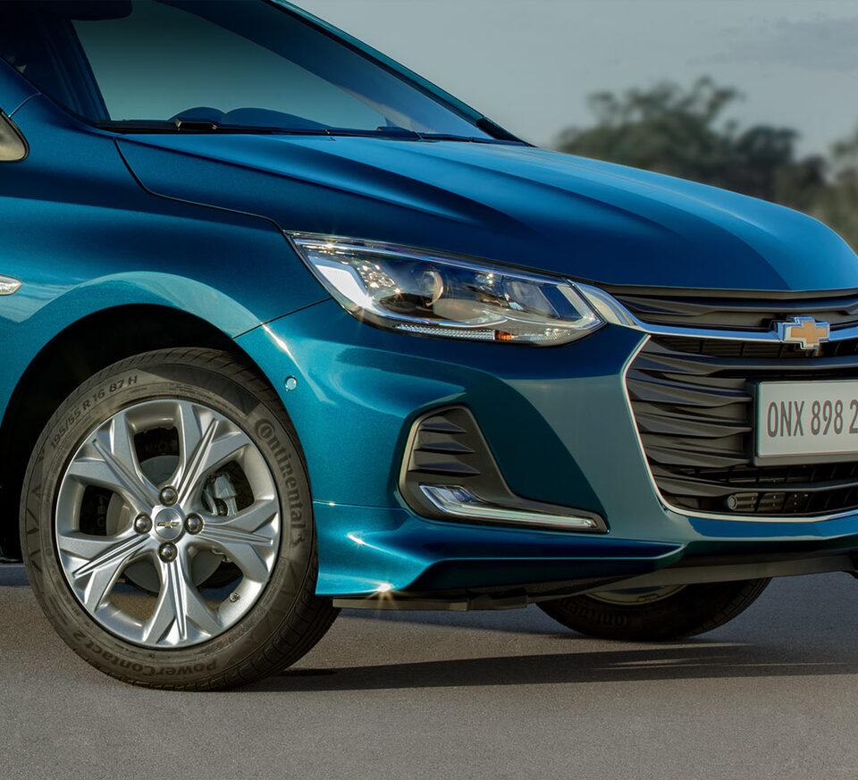 Chevrolet Onix Accesorios - Spoiler Frontal de tu Sedan