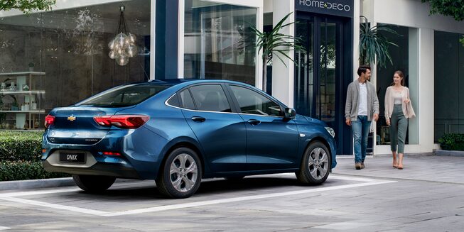 Chevrolet Onix Plus - Luces Traseras