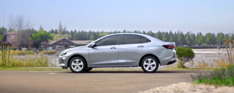 Chevrolet Onix Plus - Exterior de tu auto familiar