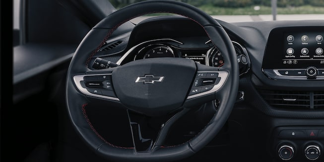 Chevrolet Onix Turbo - Volante
