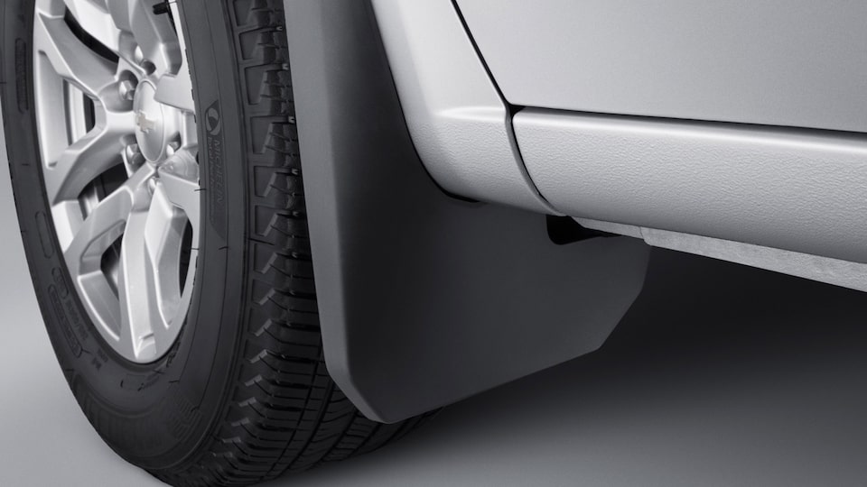 Protege tu camioneta Chevrolet Silverado con el guardafango delantero