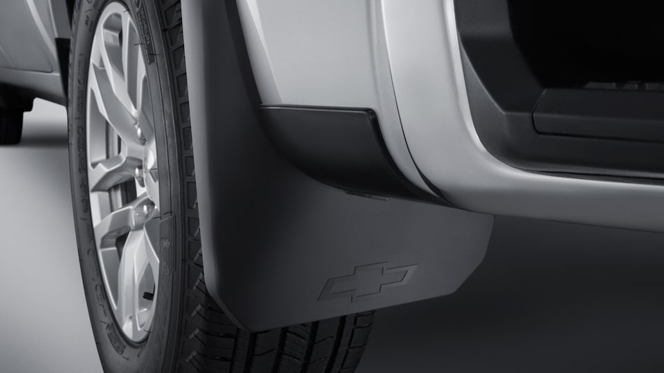 Protege tu camioneta Chevrolet Silverado con el barrero delantero
