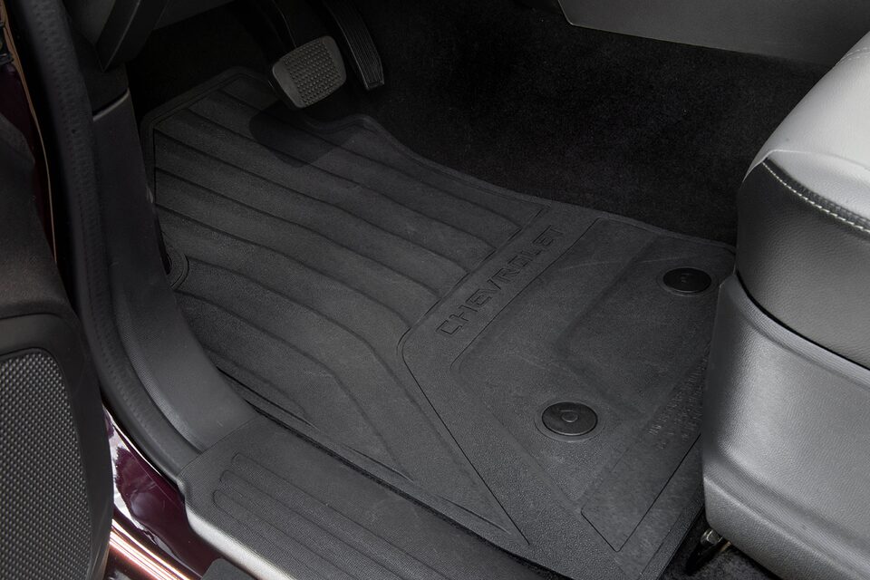 Mantené tu Chevrolet S10 Z71 sin barro con las alfombras de PVC