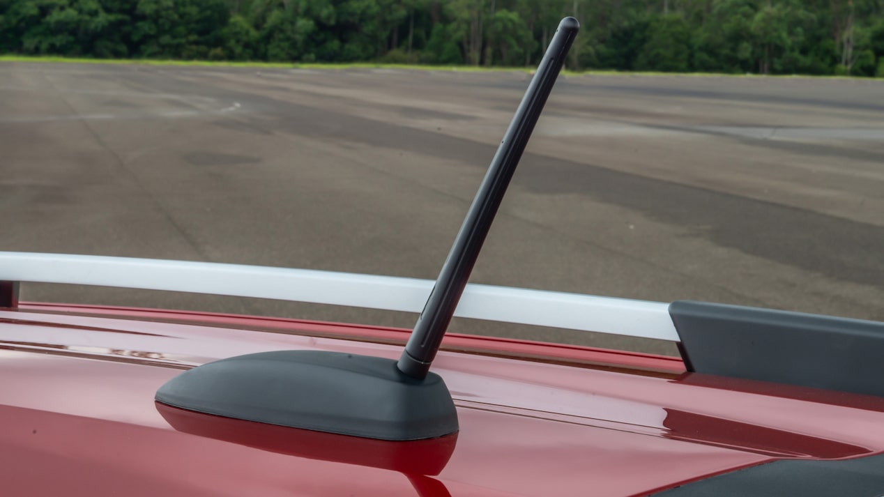 Agrega estilo a tu pick up Chevrolet Montana con el accesorio antena deportiva