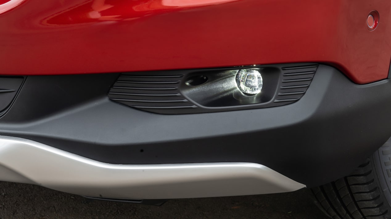 Con los faros antiniebla mejora la visibilidad de tu pick up Chevrolet Montana