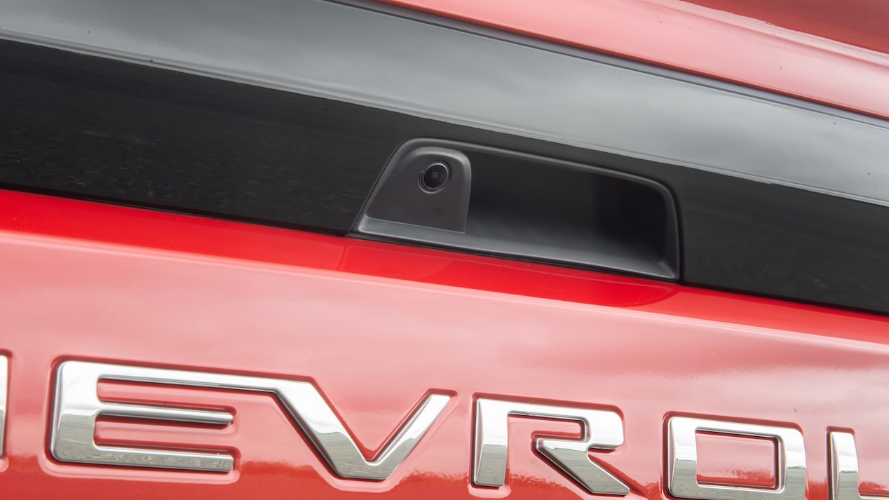 Conduce tranquilo en tu pickup Chevrolet Montana con la cámara de retroceso