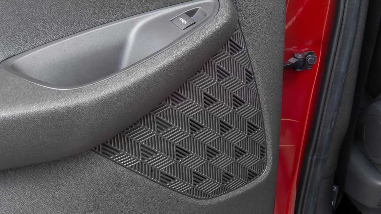 Mejora el sonido de tu pickup Chevrolet Montana con el parlante trasero