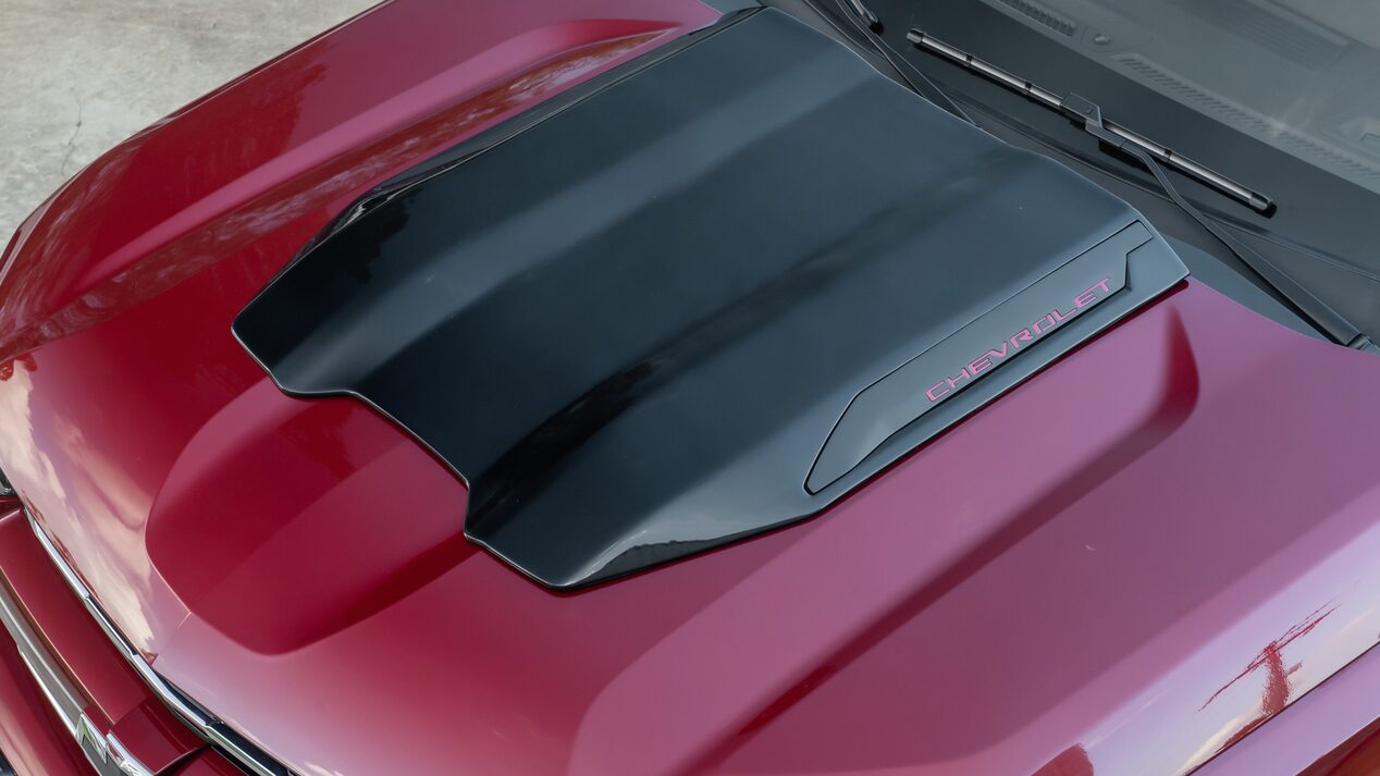 Moldura deportiva de capó para Chevrolet S10
