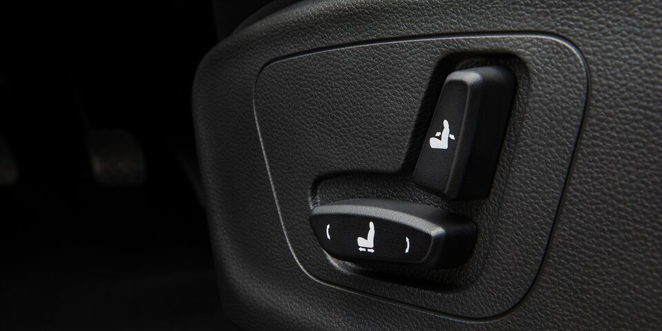 Chevrolet Captiva - Tu camioneta cuenta con asiento de conductor ajustable