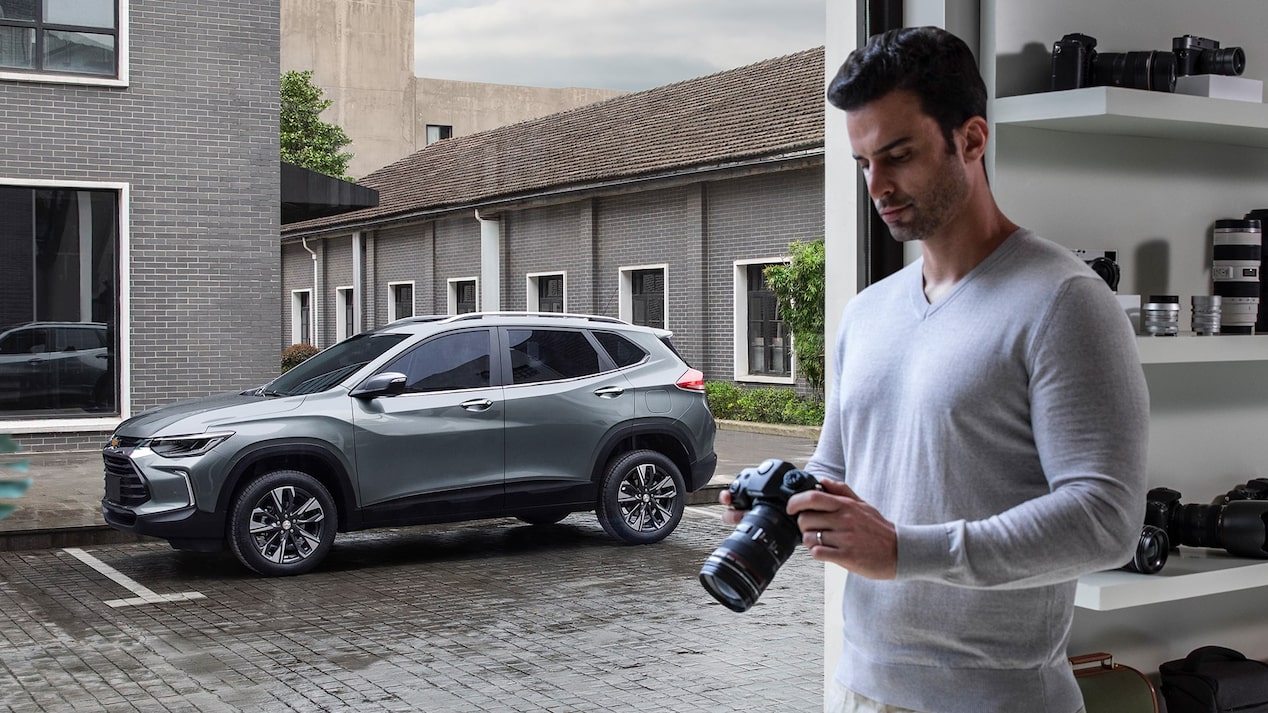 Chevrolet Tracker - DisenoLateral de tu SUV