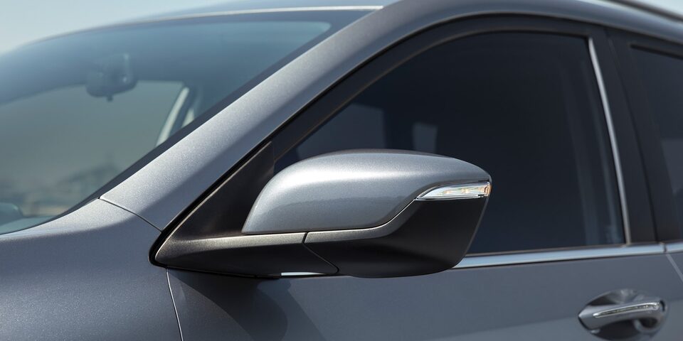 Chevrolet Tracker - Diseno de Espejos de tu SUV