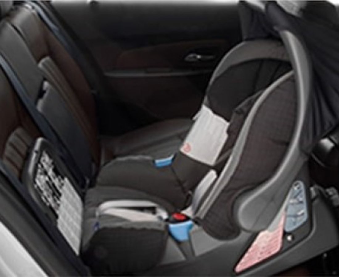Con la butaca infantil Britax Baby Confort incrementa la seguridad de tu bebé a bordo de la Chevrolet Equinox.